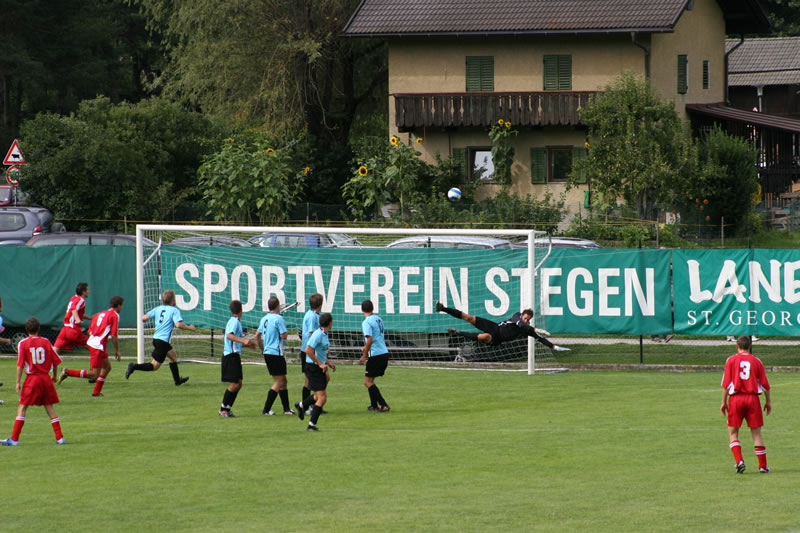gal/Stadtturnier2007 - Spiel um Platz3 gegen Ahrntal/2007-08-12 SVR gg. SSV Ahrntal beim Stadtrurnier 035.jpg